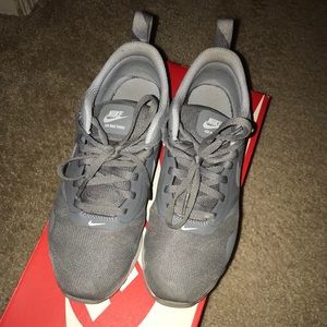 Women’s air max Tavas Grey